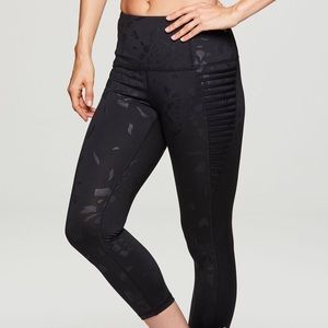 NWOT RBX Black Rose Leggings